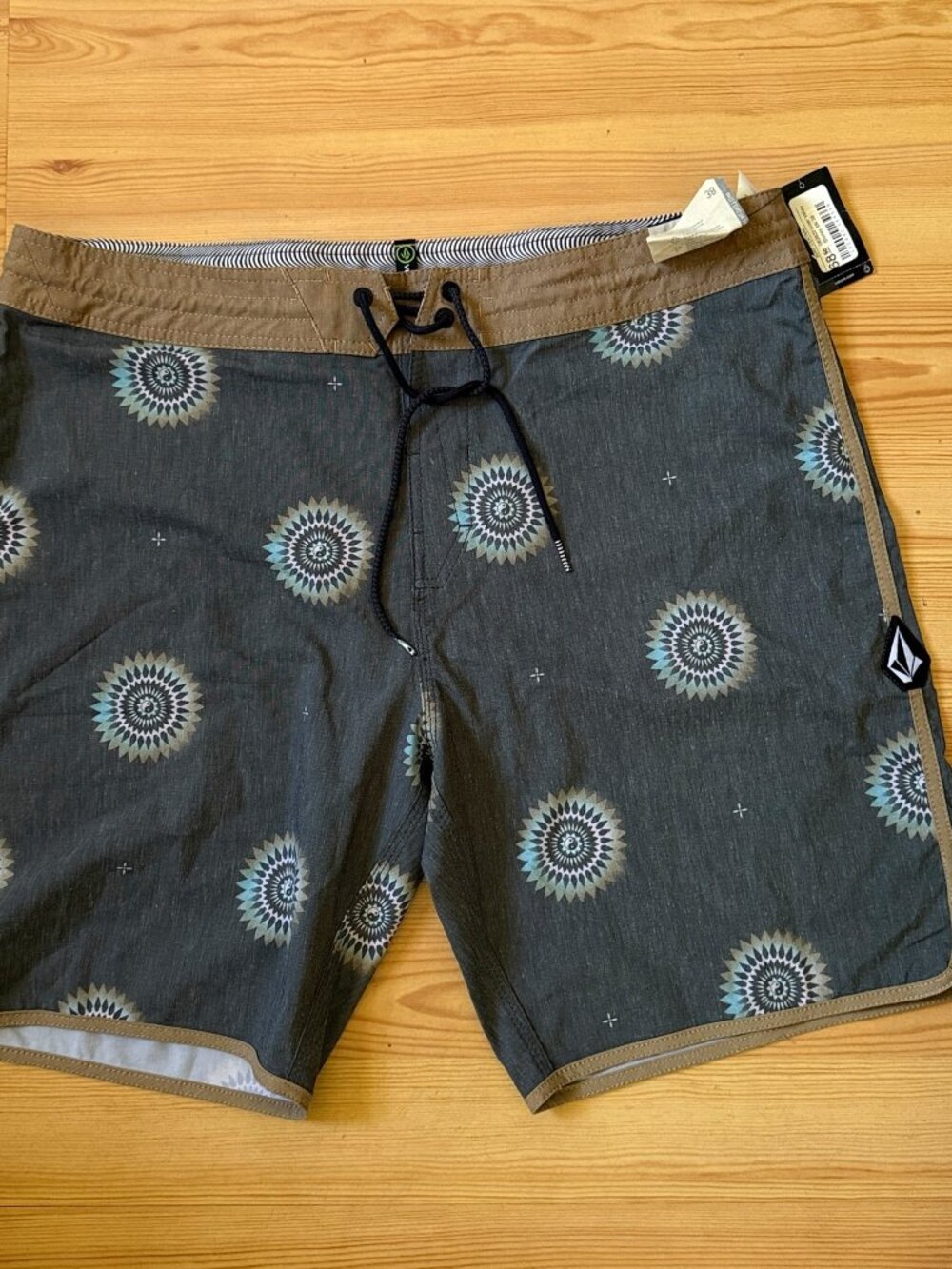 Volcom Men's Patterned Surf Shorts Charcoal Blue Size 38